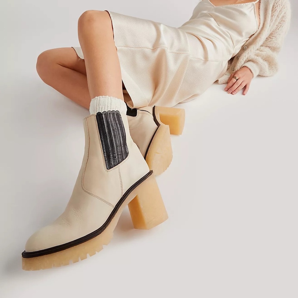 James Chelsea Boot in White